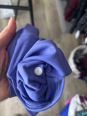 Lulu Purple Invigorate Leg Pockets High Rise Leggings RARE Size 2